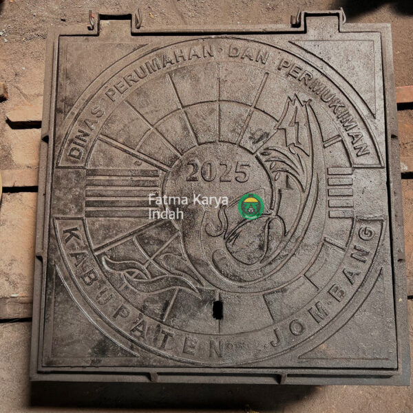 Manhole cover jombang 600x600